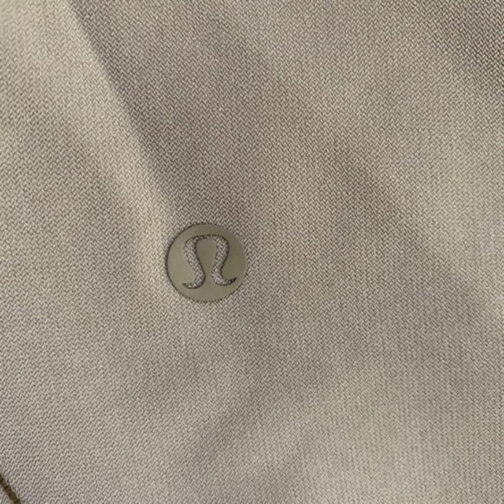 On the fly skirt frontier lululemon FRNT NWT woven - Picture 3 of 4